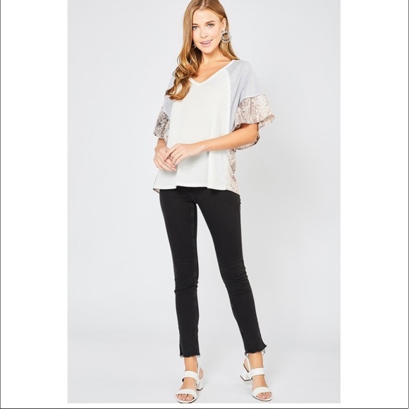 Entro - Two tone Snakeskin Print Blouse - Picture 3 of 13